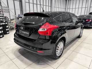 2014 Ford Focus III Рестайлинг, чёрный, 820000 рублей, вид 5