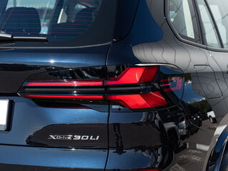 2026 BMW X5 Long 30Li IV (G05/G18) Рестайлинг, синий, 10800000 рублей, вид 4