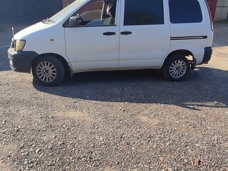 2001 Toyota Town Ace III, белый, 550000 рублей, вид 3