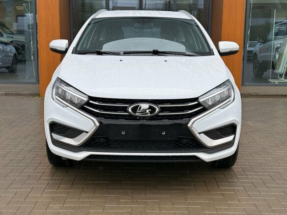 2026 Lada (ВАЗ) Vesta SW I Рестайлинг (NG), белый - вид 2