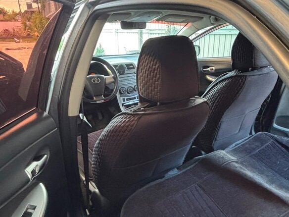 2011 Toyota Corolla X (E140, E150) Рестайлинг, чёрный, 1300000 рублей - вид 9