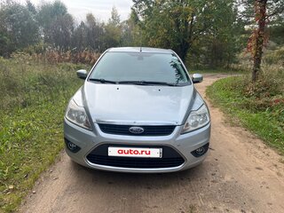 2008 Ford Focus II Рестайлинг, серебристый, 610000 рублей, вид 3