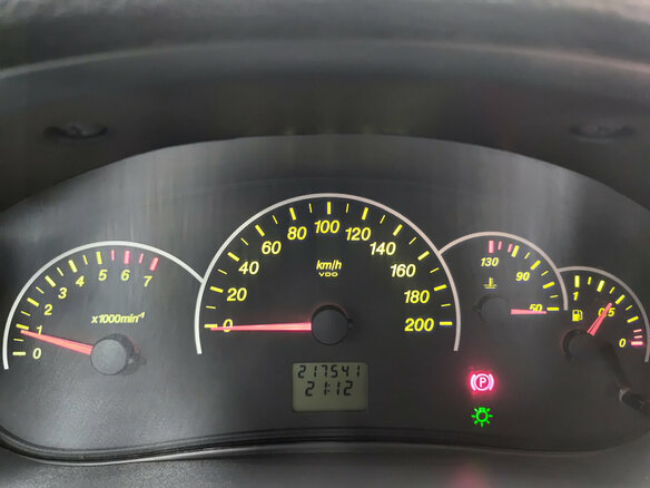 2011 Lada (ВАЗ) Priora I, красный, 220000 рублей - вид 12