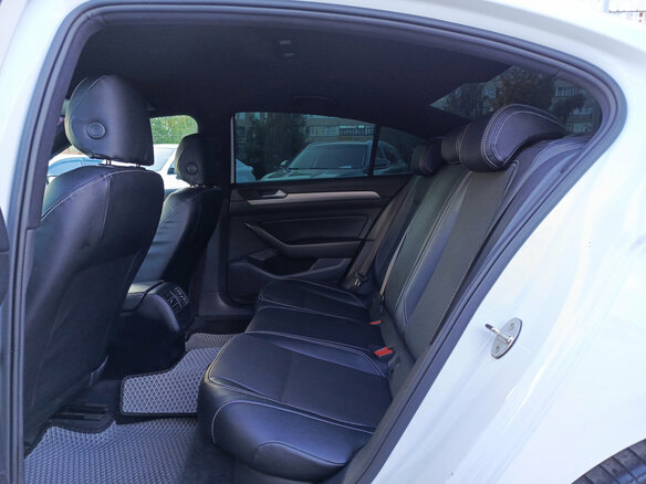 2016 Volkswagen Passat B8, белый, 1335000 рублей - вид 11
