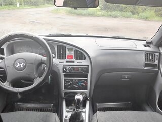 2004 Hyundai Elantra III (XD2) Рестайлинг, серебристый, 310000 рублей, вид 4