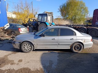 2006 Hyundai Sonata ТагАЗ IV (EF) Рестайлинг, серебристый, 230000 рублей, вид 4