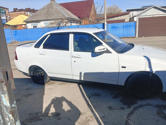 2009 Lada (ВАЗ) Priora I, белый, 390000 рублей - вид 5