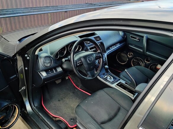 2010 Mazda 6 II (GH) Рестайлинг, серый - вид 3