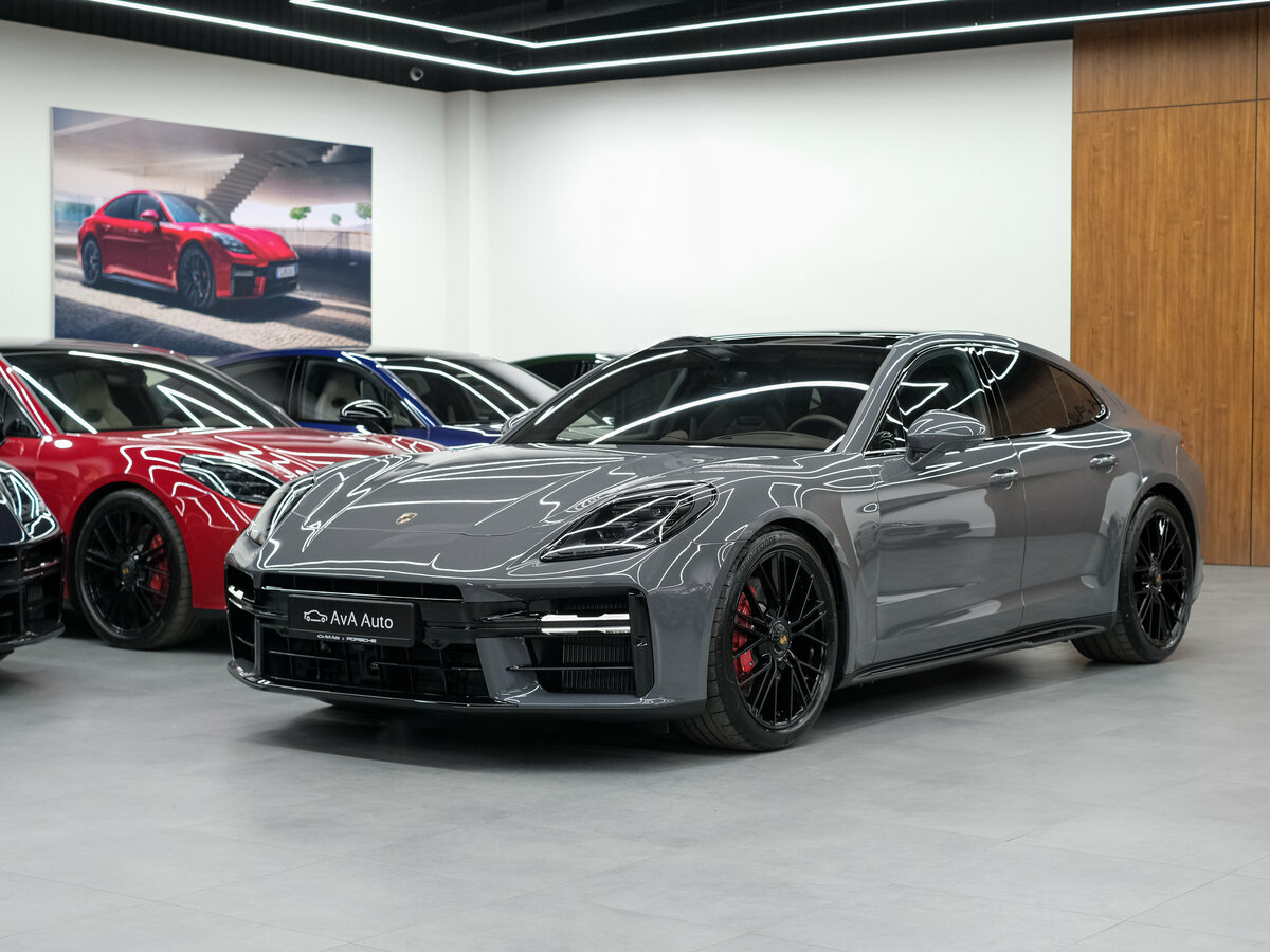 Открыть фотографии: Porsche Panamera III