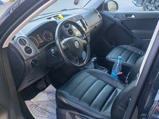 2010 Volkswagen Tiguan I, чёрный, 1400000 рублей, вид 5