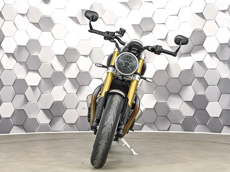 2025 Triumph Speed Twin, чёрный, 1777000 рублей, вид 5