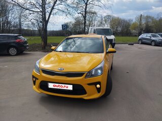 2018 Kia Rio IV, жёлтый, 920000 рублей, вид 1