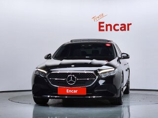 2025 Mercedes-Benz E-Класс 200 VI (W214, S214), чёрный, 6629000 рублей, вид 1