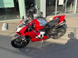 2023 Ducati Panigale V4, красный, 6500000 рублей, вид 2