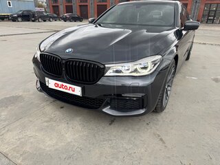 2017 BMW 7 серии Long 730Ld xDrive VI (G11/G12), серый, 3750000 рублей, вид 3