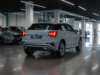 2025 Audi Q2 L 35 TFSI I Рестайлинг, серый, 3740000 рублей, вид 5