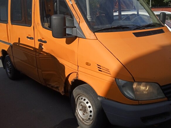 2000 Mercedes-Benz Sprinter Classic, оранжевый - вид 9