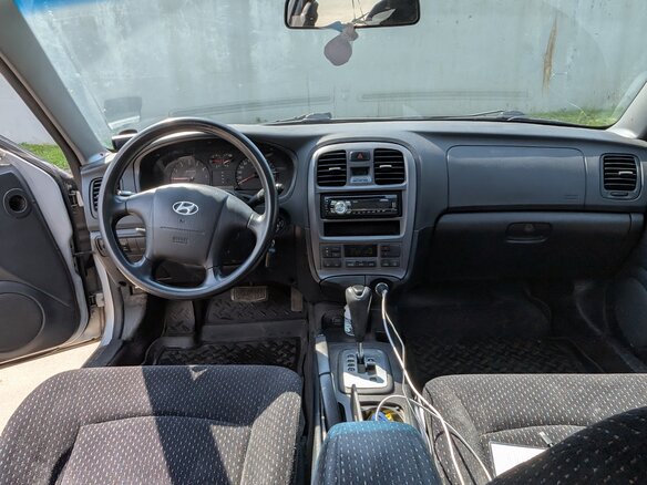 2011 Hyundai Sonata ТагАЗ IV (EF) Рестайлинг, серый, 750000 рублей - вид 5