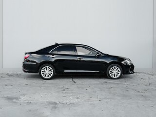 2017 Toyota Camry VII (XV50) Рестайлинг, чёрный, 2359000 рублей, вид 5