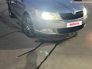 2010 Skoda Octavia II (A5) Рестайлинг, бежевый, 450000 рублей, вид 2
