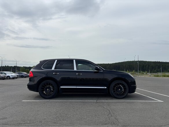 2008 Porsche Cayenne S I Рестайлинг (957), чёрный, 1500000 рублей - вид 1
