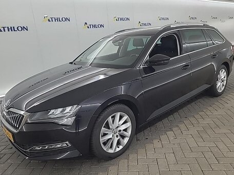 2023 Skoda Superb III Рестайлинг, серый, 2499000 рублей, вид 3
