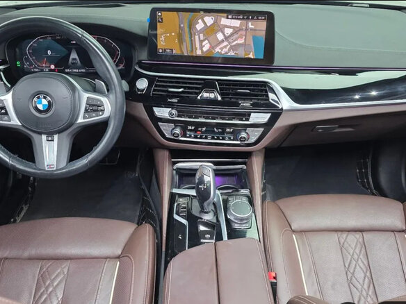 2022 BMW 5 серии 530i xDrive VII (G30/G31/G38) Рестайлинг, чёрный, 5390000 рублей - вид 5