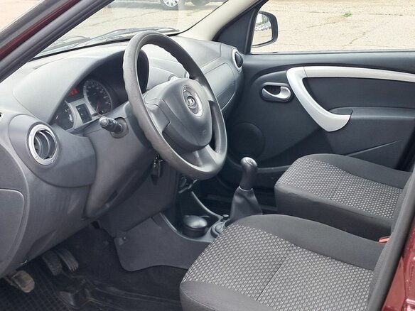 2014 Lada (ВАЗ) Largus I, красный, 629000 рублей - вид 15