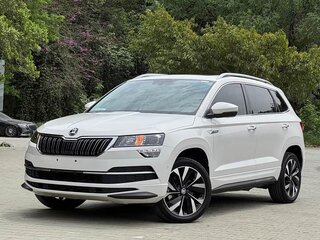 2022 Skoda Karoq DSG7 I, белый, 1690000 рублей, вид 1