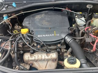 2010 Renault Logan I Рестайлинг, чёрный, 230000 рублей, вид 5