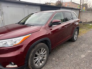 2014 Toyota Highlander III (XU50), красный, 2500000 рублей, вид 3