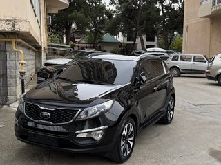 2013 Kia Sportage III, чёрный, 1800000 рублей, вид 2