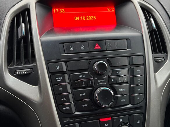 2012 Opel Astra J, белый, 480000 рублей - вид 12