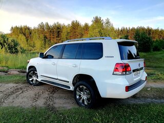 2010 Toyota Land Cruiser 200 Series, белый, 3190000 рублей, вид 5