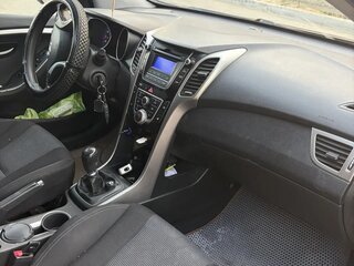 2013 Hyundai i30 II, жёлтый, 750000 рублей, вид 5