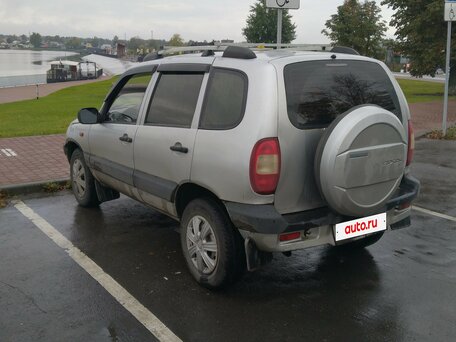 2003 Chevrolet Niva I, серебристый, 270000 рублей, вид 3