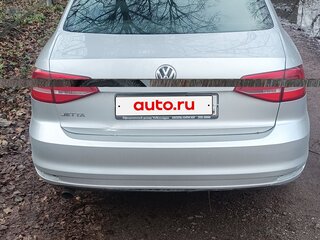 2015 Volkswagen Jetta VI Рестайлинг, серебристый, 612000 рублей, вид 3