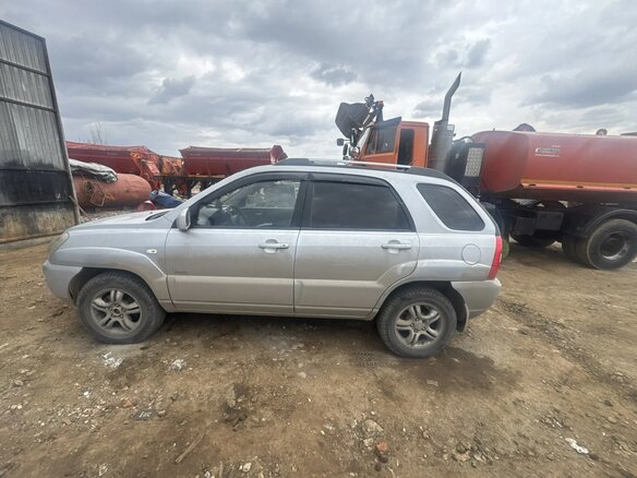 2007 Kia Sportage II, серый, 660000 рублей - вид 9