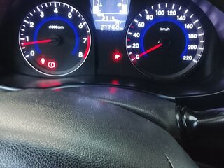 2016 Hyundai Solaris I Рестайлинг, белый, 680000 рублей, вид 4