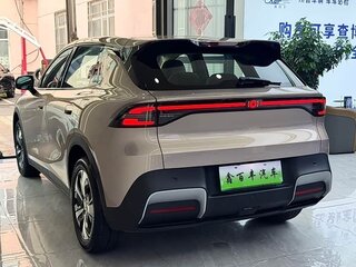 2026 Changan Qiyuan Q05 51.9 kWh II, бежевый, 1998000 рублей, вид 3