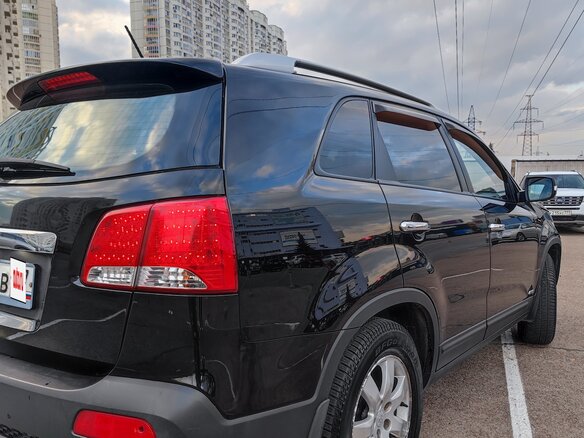 2009 Kia Sorento II, чёрный, 1500000 рублей - вид 5