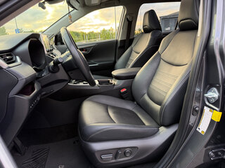 2021 Toyota RAV4 V (XA50), серый, 4790000 рублей, вид 4