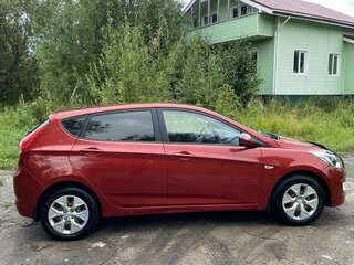 2016 Hyundai Solaris I Рестайлинг, красный, 799999 рублей, вид 5