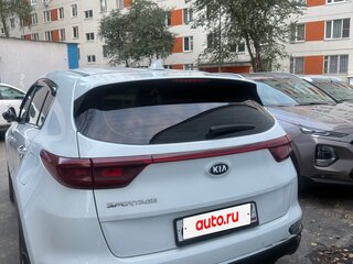 2019 Kia Sportage IV Рестайлинг, белый, 2000000 рублей, вид 4