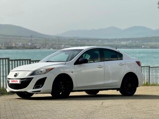 2013 Mazda 3 II (BL) Рестайлинг, белый, 780000 рублей, вид 2