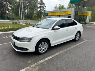 2013 Volkswagen Jetta VI, белый, 900000 рублей, вид 2