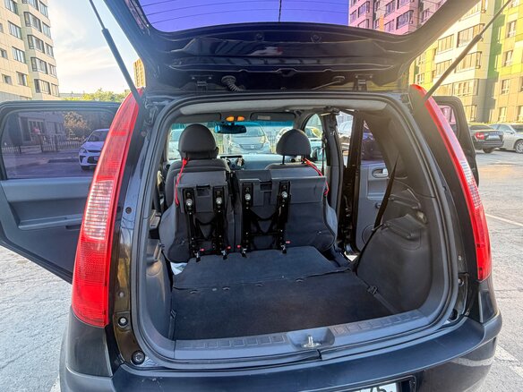 2005 Mitsubishi Colt VI (Z20/Z30), чёрный, 360000 рублей - вид 13