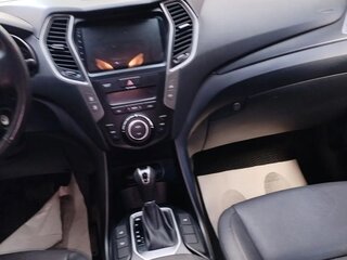 2017 Hyundai Santa Fe III Рестайлинг, белый, 2200000 рублей, вид 5