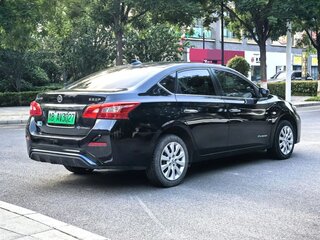 2019 Nissan Sylphy Zero Emission, чёрный, 980000 рублей, вид 4