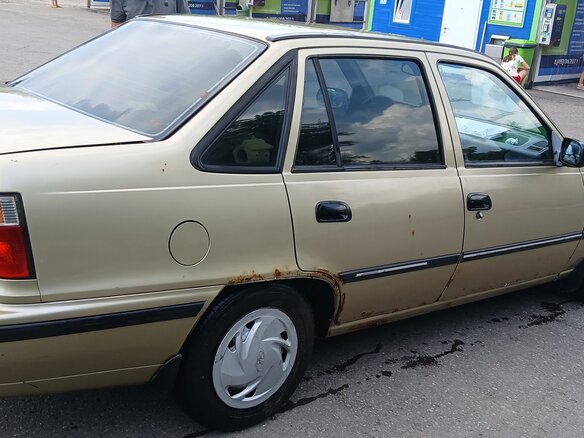 2004 Daewoo Nexia I, жёлтый, 80000 рублей - вид 2